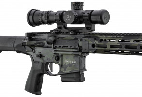 Photo DDV7183NF-7 Daniel Defense DDM4 V7 Pro Dark Aces 5.56 semi-automatic rifle + Night Force NX8 1-8x24 scope - Limited Edition